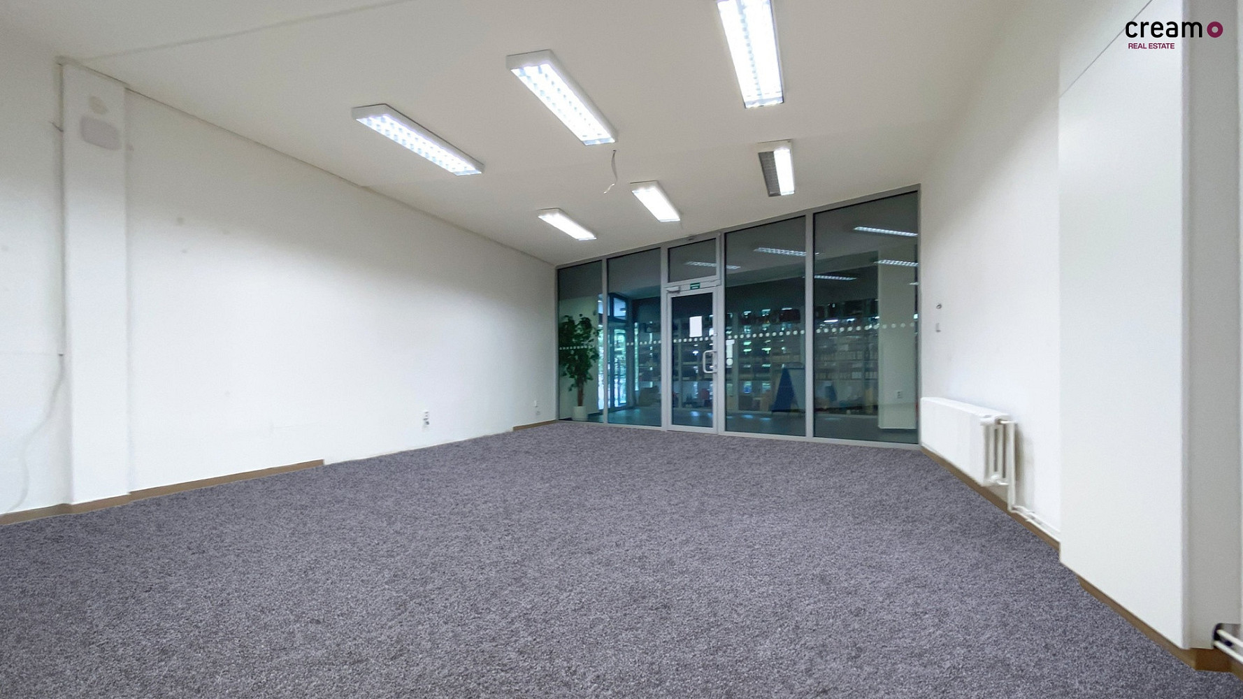 Pronájem obchodních prostor 86 m² — photo 2