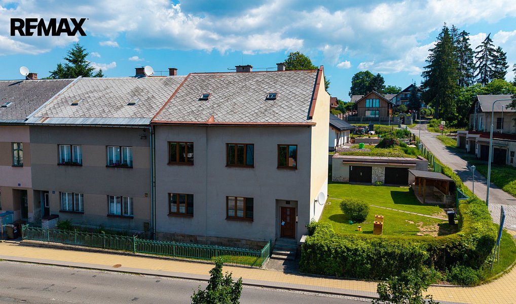 Prodej domu 306 m² s pozemkem 621 m², Jilemnice – fotka 1 z 30