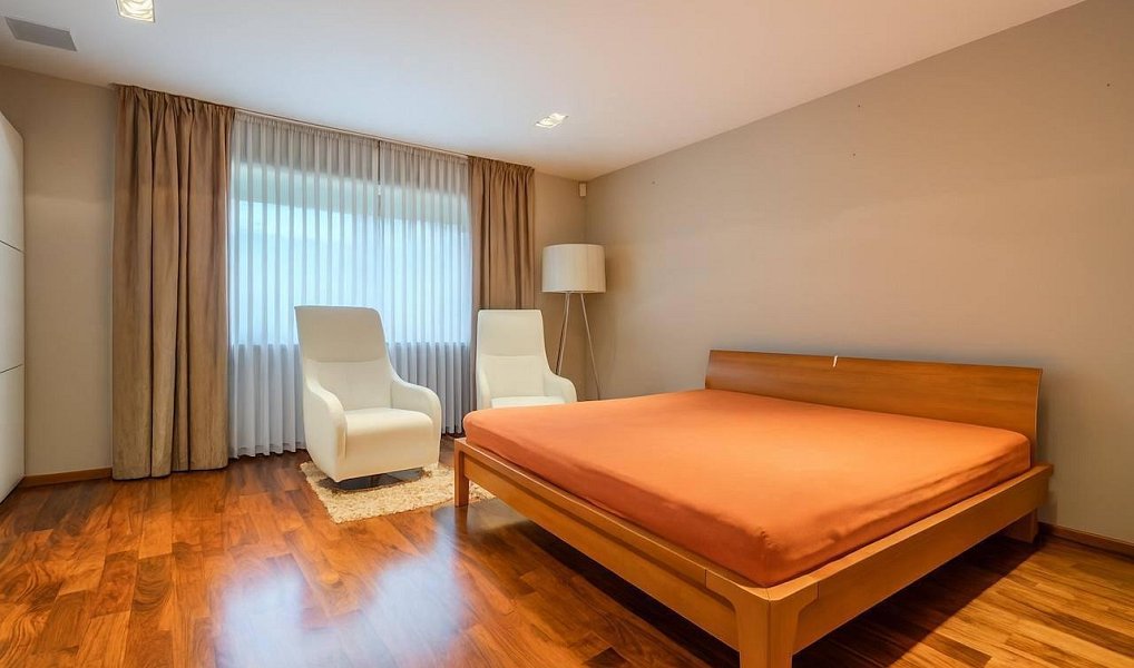 Prodej domu 700 m² s pozemkem 1 893 m², Roztoky – náhled fotky 7