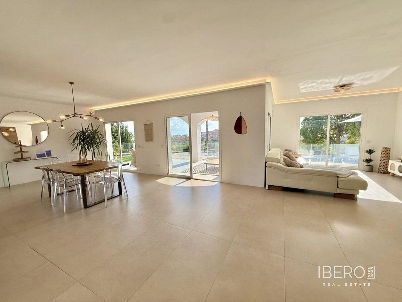 Casa 4+kk – Mijas, Riviera del Sol - Fase VIII, Urbanización Sitio de Calahonda - Vista 4