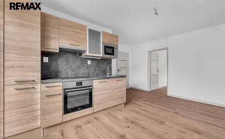 Pronájem bytu 3+kk 46 m², Braniborská, Milovice - Mladá, okres Nymburk