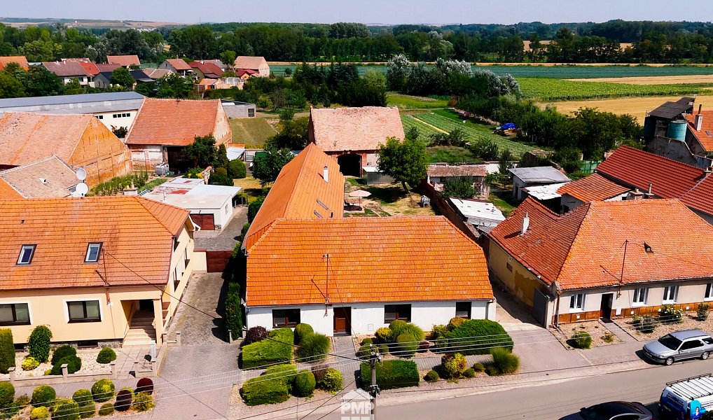 Prodej domu 238 m² s pozemkem 1 218 m², Malešovice – náhled fotky 49