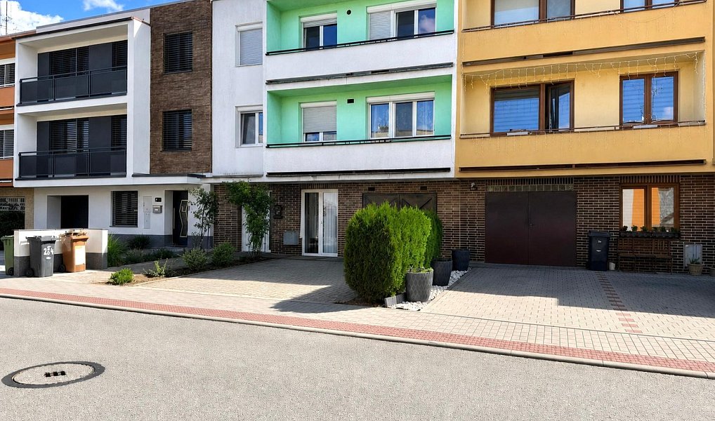 Prodej domu 154 m² s pozemkem 208 m², Dobšice – náhled fotky 2
