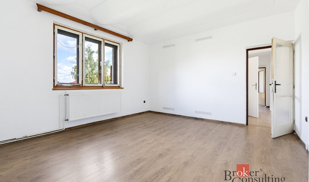 Prodej domu 148 m² s pozemkem 950 m², Grunta – náhled fotky 31