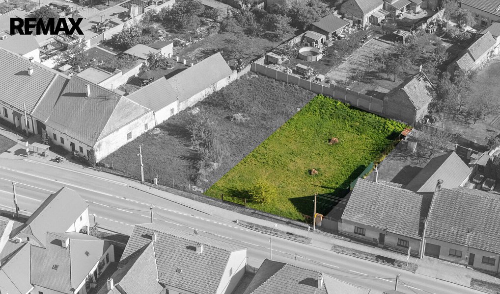 Prodej stavebního pozemku 750 m², Dolní Věstonice – náhled fotky 3