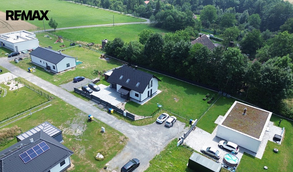 Pronájem domu 155 m² s pozemkem 123 m², Dobratice – náhled fotky 8