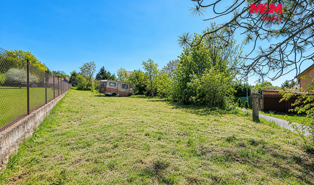 Prodej stavebního pozemku 745 m², Kvášňovice – náhled fotky 5