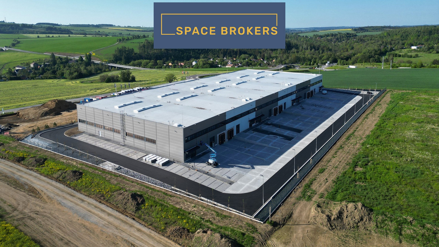 Pronájem skladovacích prostor 1 700 m² — photo 2