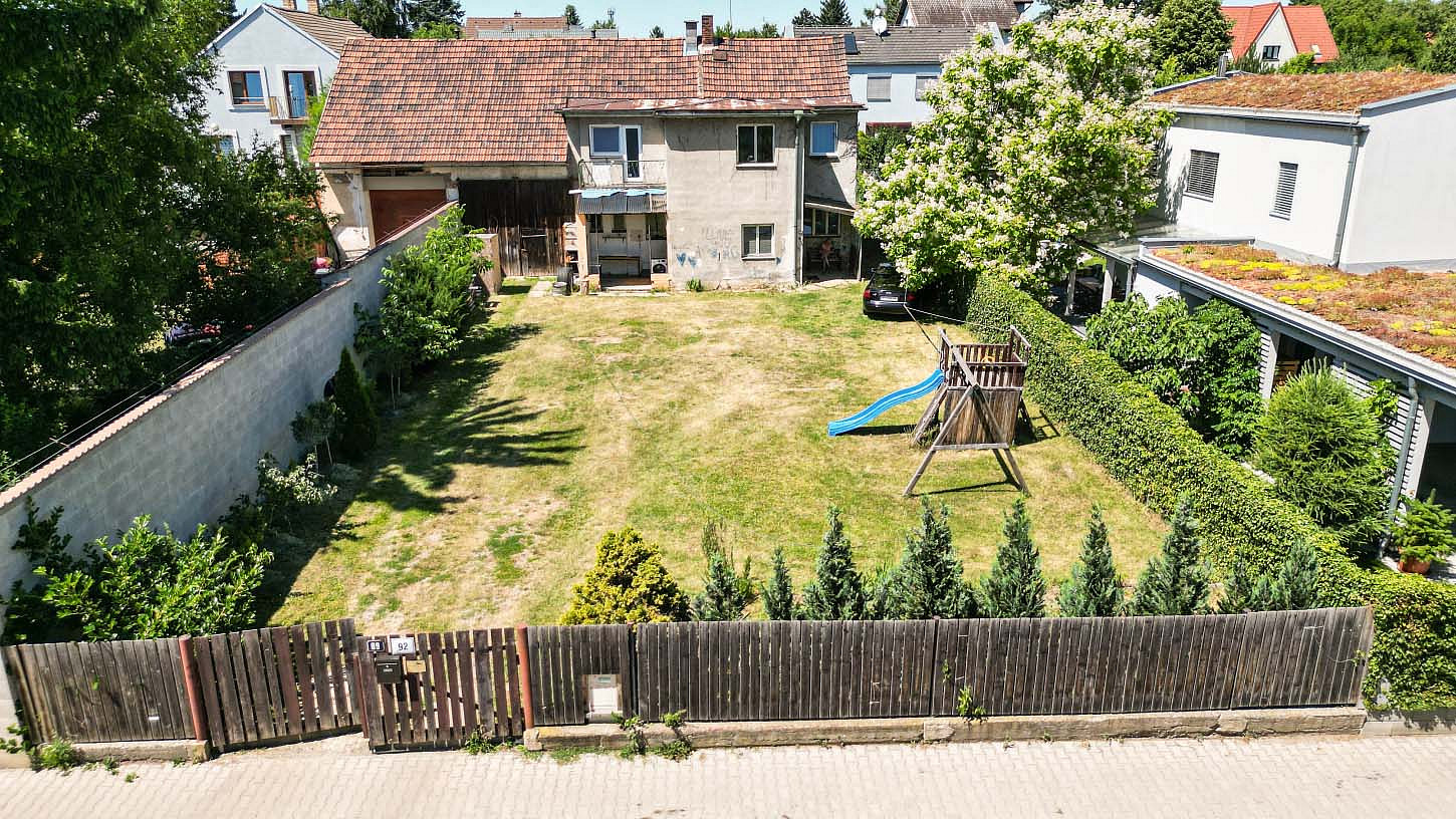 Prodej stavebního pozemku 704 m², Praha