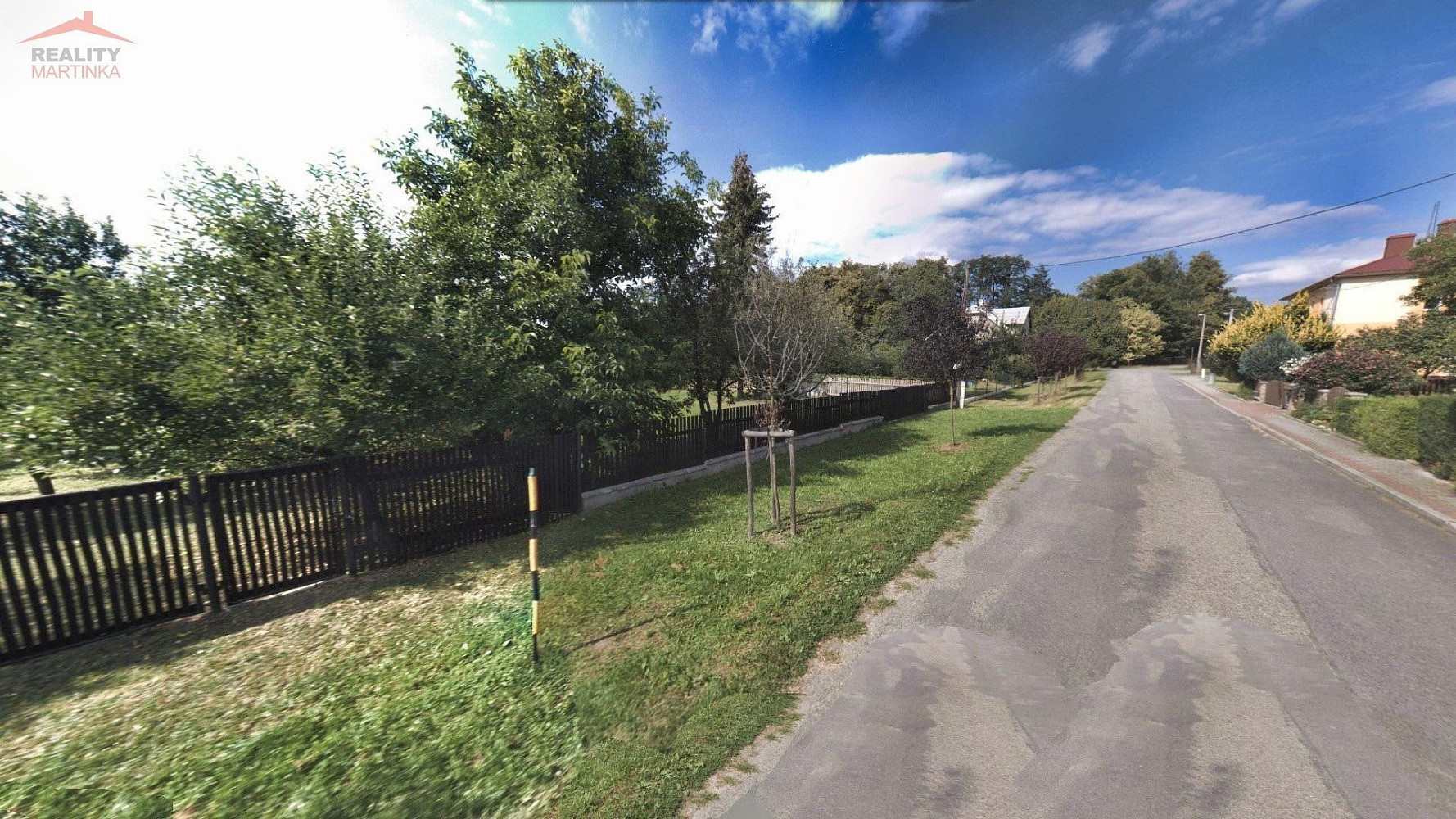 Prodej stavebního pozemku 1 060 m² – další