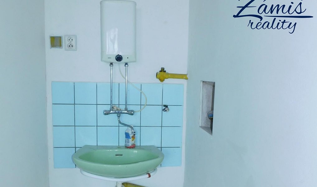 Pronájem obchodních prostor 40 m², Kladno – náhled fotky 5