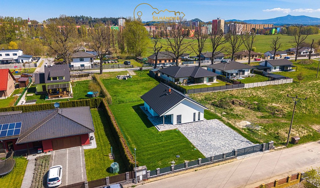 Prodej domu 120 m² s pozemkem 893 m², Stráž pod Ralskem – náhled fotky 2