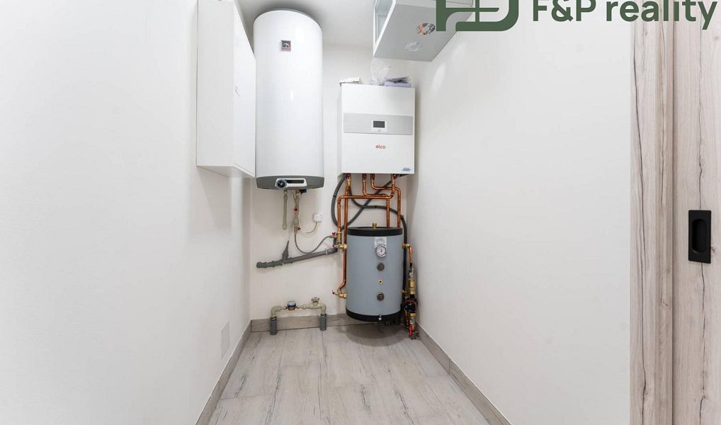 Prodej domu 115 m² s pozemkem 900 m², Choltice – náhled fotky 8