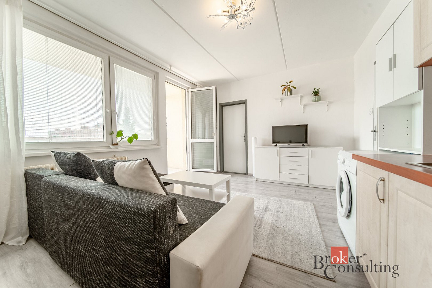 Prodej bytu 2+kk 31 m² – fotografie 3