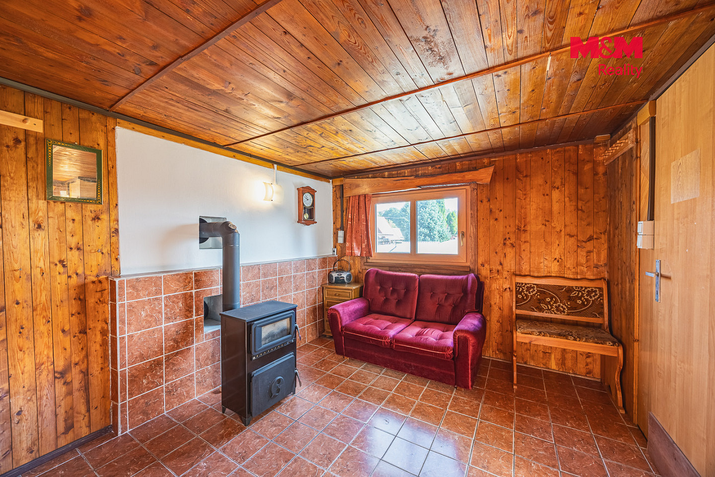 Prodej chaty/chalupy 38 m² s pozemkem 398 m² – fotografie 2