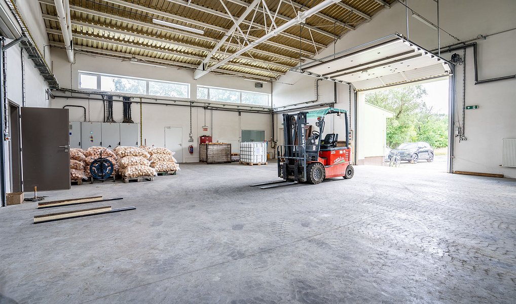 Prodej výrobních prostor 1 650 m², Týniště nad Orlicí – náhled fotky 10