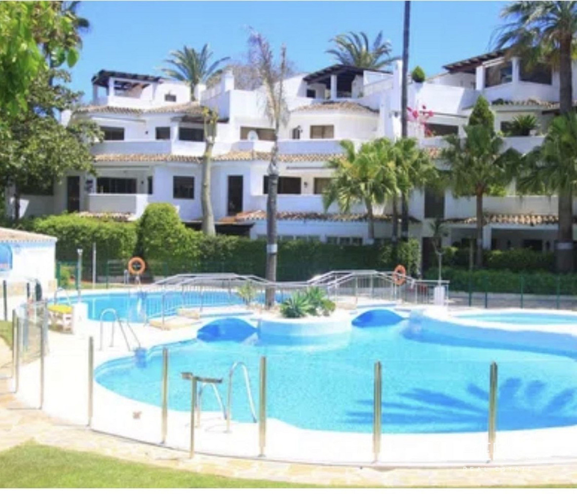 Piso 4+kk – Marbella, Barrio Alto - Vista 2