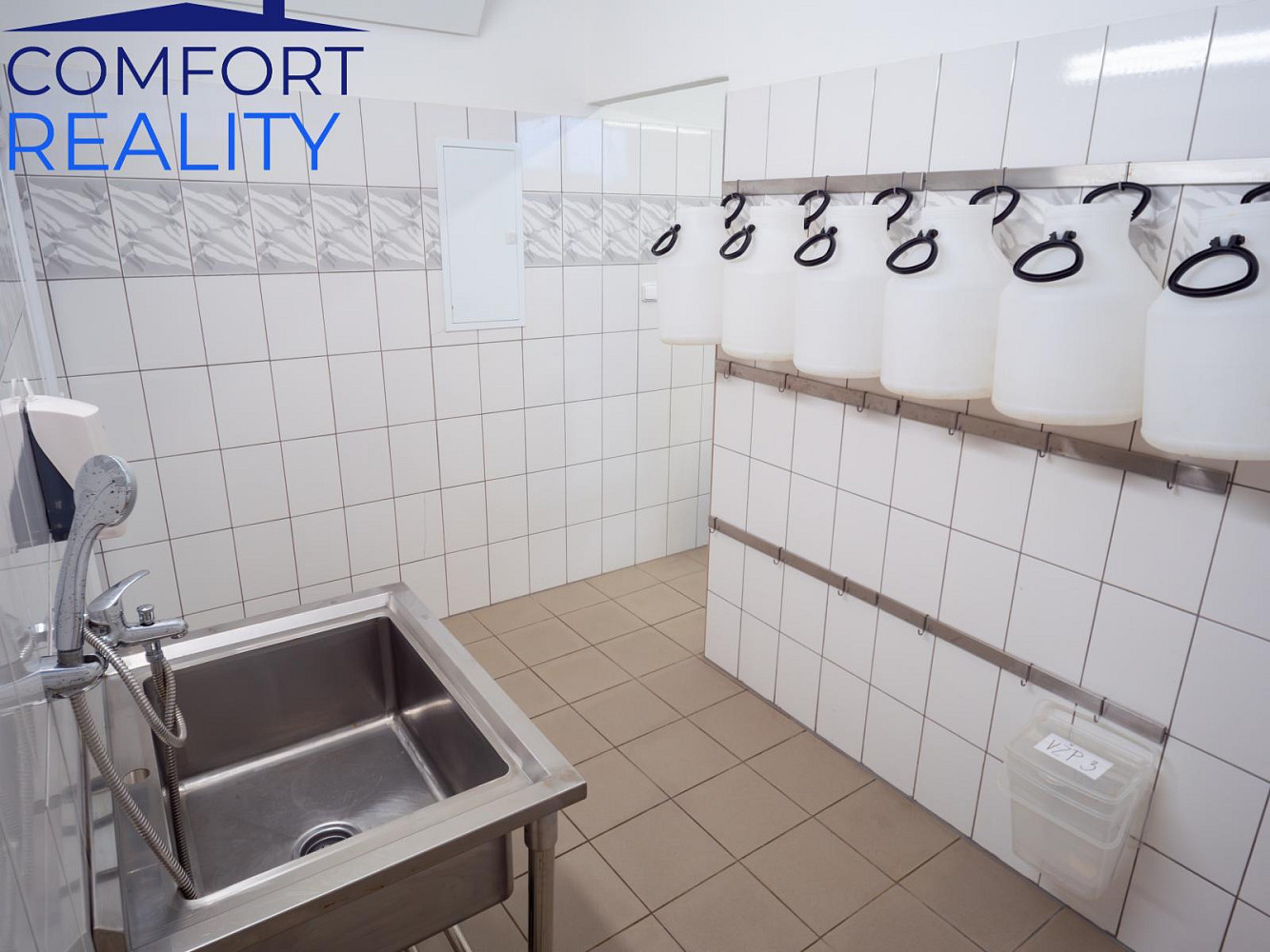 Prodej výrobních prostor 220 m² – fotografie 3