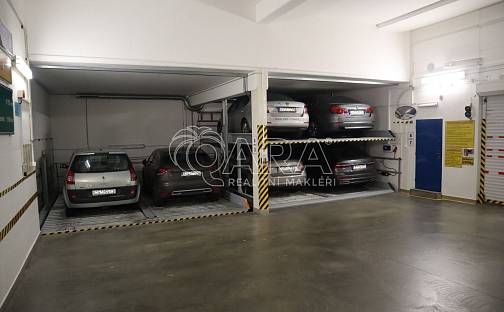 Pronájem parkovacího místa kousek od Václavského náměstí, Štěpánská, Praha 1 - Nové Město