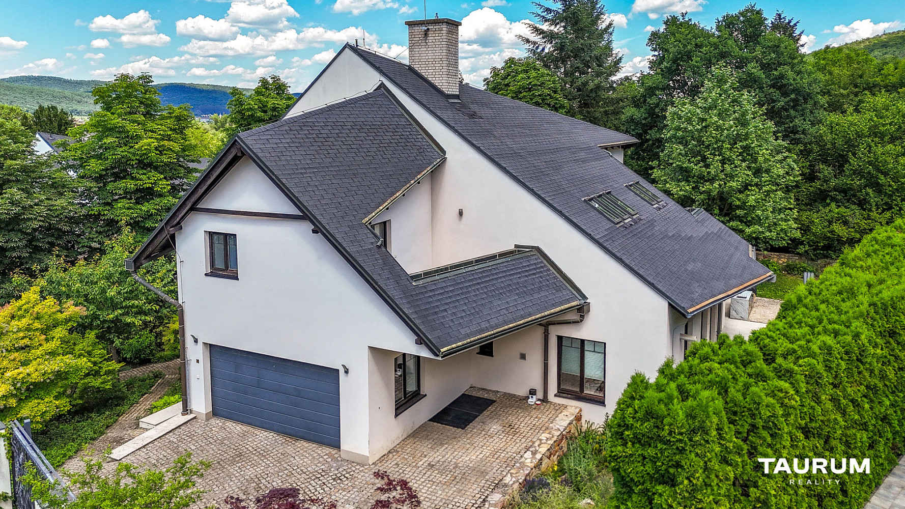 Prodej domu 408 m² s pozemkem 904 m² – fotografie 3