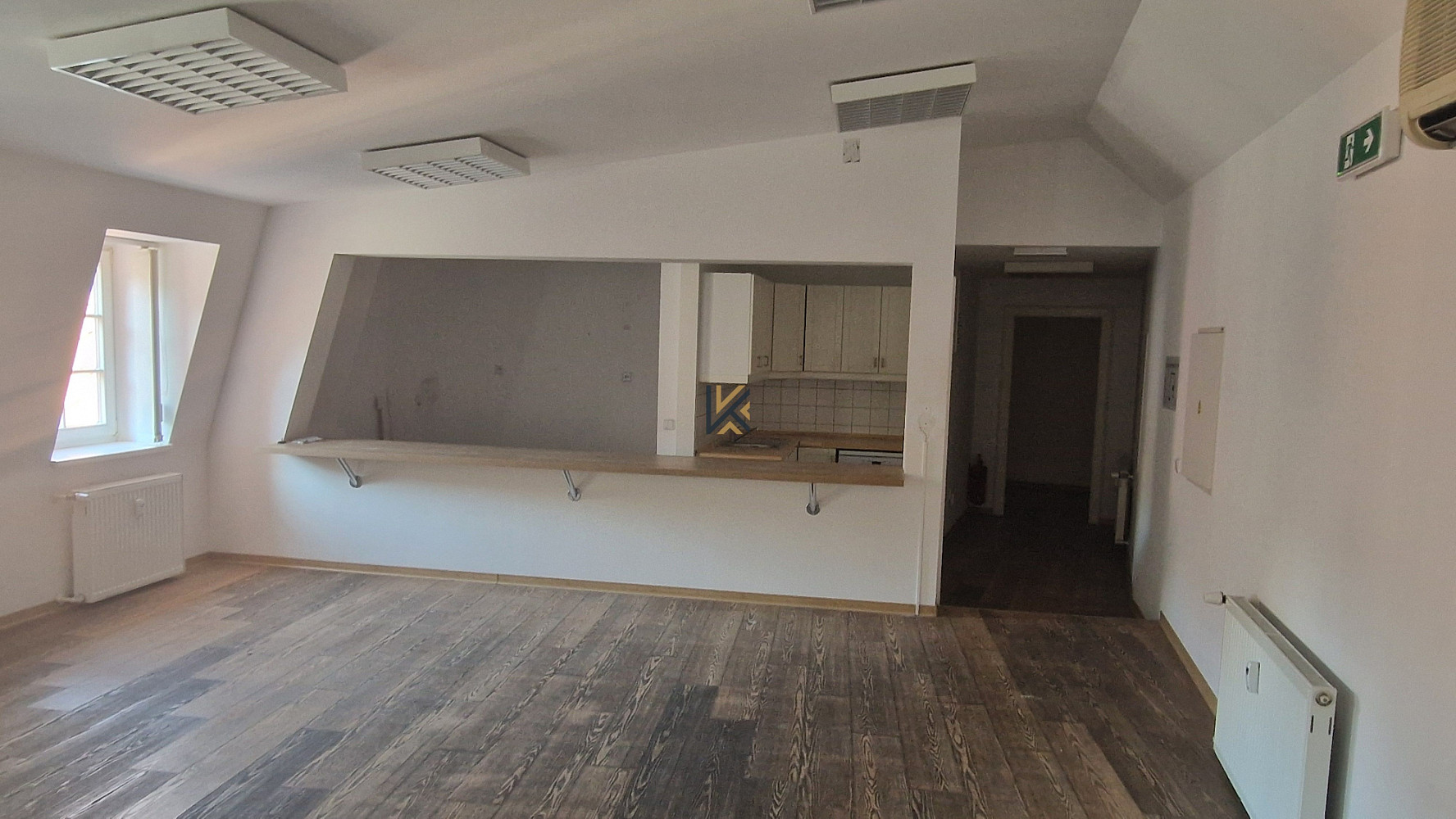 Pronájem kanceláře 424 m² – další