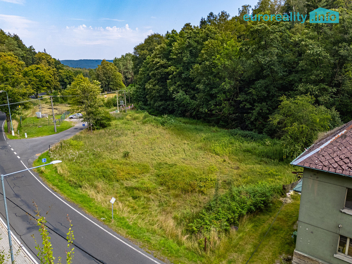 Prodej stavebního pozemku 1 450 m² – fotografie 2