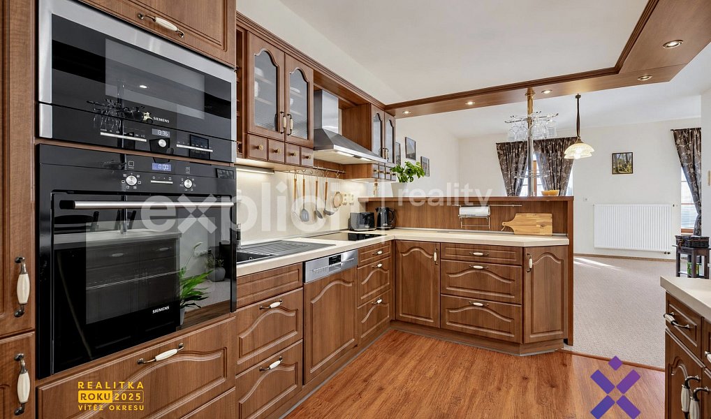 Prodej domu 1 025 m² s pozemkem 4 452 m², Jemnice – náhled fotky 46