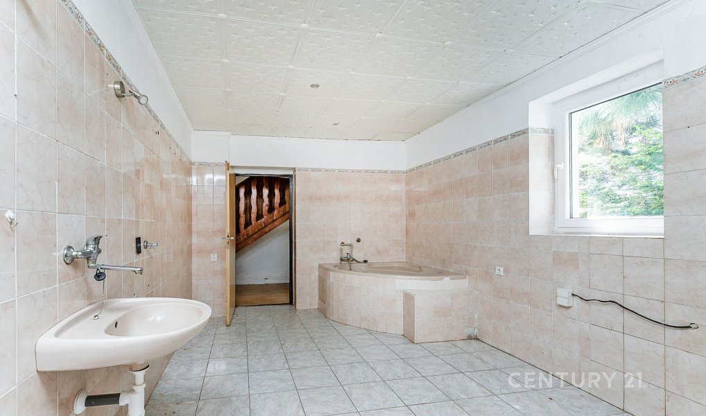 Prodej domu 264 m² s pozemkem 441 m², Šťáhlavy – náhled fotky 14