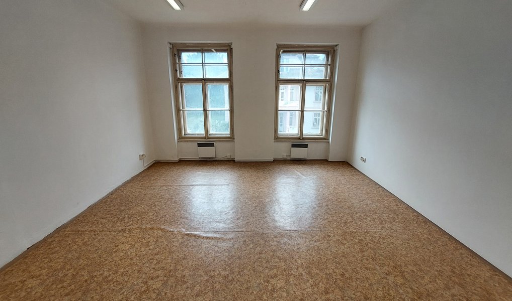 Pronájem kanceláře 25 m², Hořovice – náhled fotky 5