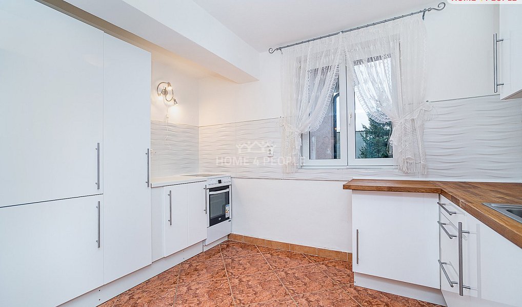Pronájem domu 145 m² s pozemkem 526 m², Praha – náhled fotky 7
