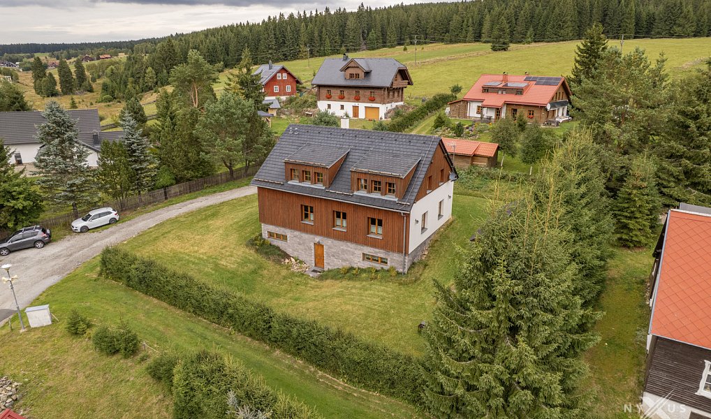 Prodej ubytovacího objektu 306 m², Kvilda – fotka 1 z 36