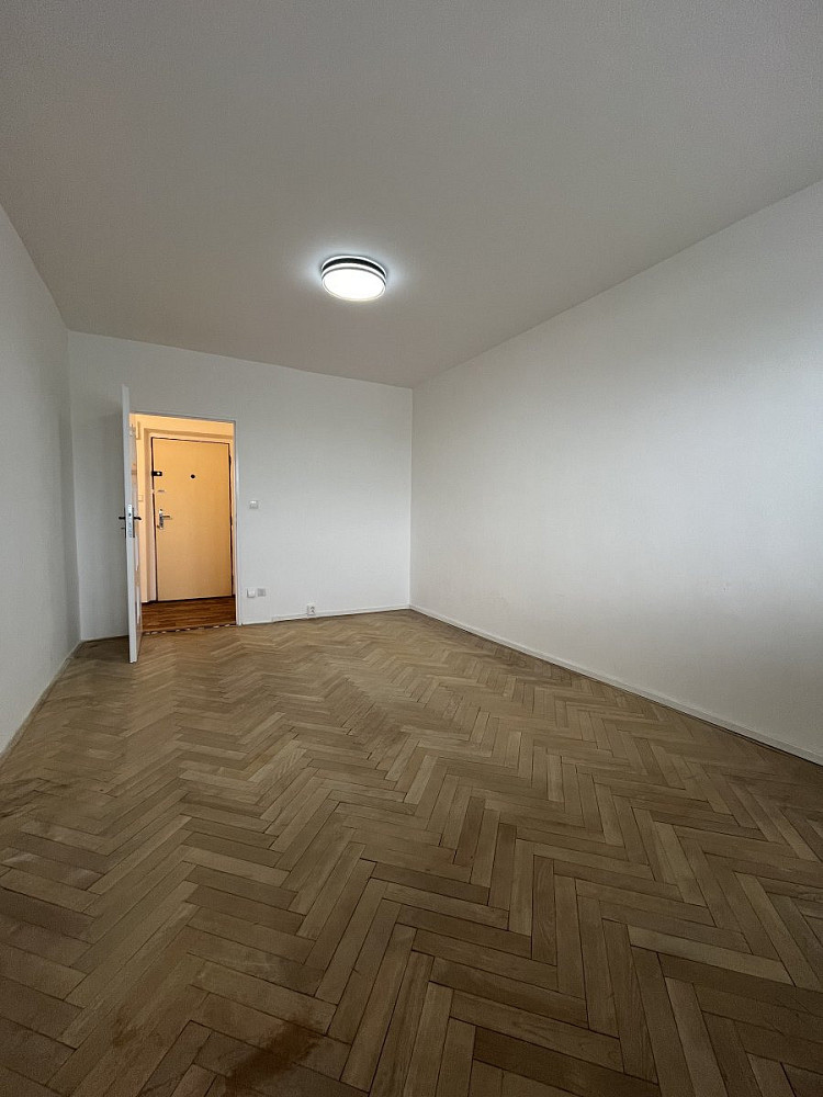 Pronájem bytu 2+1 55 m² – fotografie 3