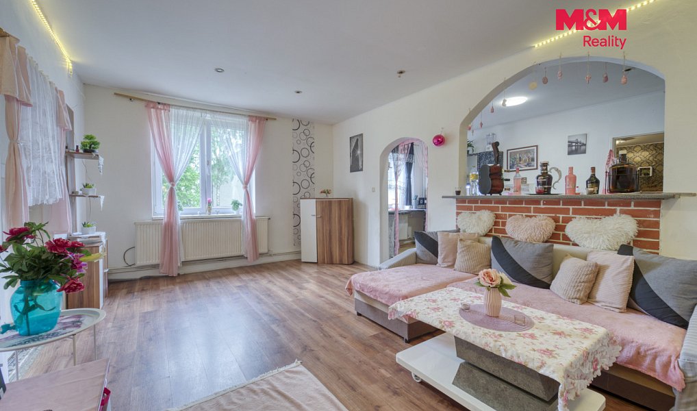 Prodej bytu 2+1 88 m², Teplá – náhled fotky 2
