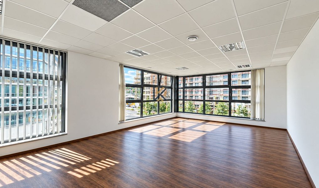 Pronájem kanceláře 52 m², Praha – fotka 1 z 5