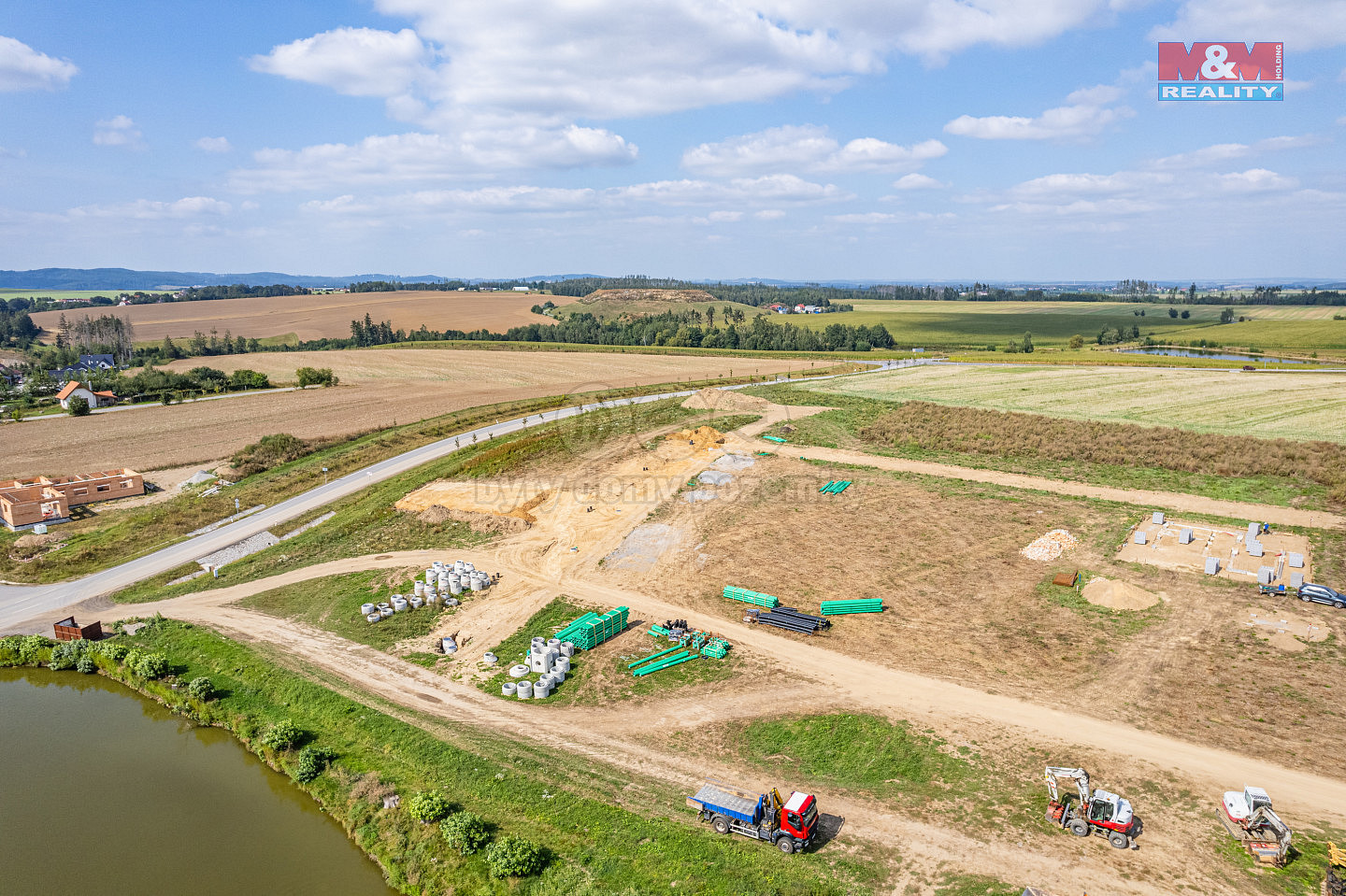 Prodej stavebního pozemku 971 m² – pohled 6