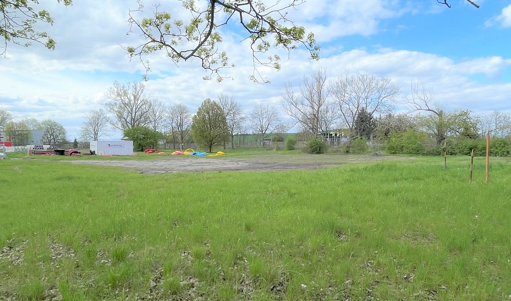 Prodej komerčního pozemku 26 712 m², Louny – náhled fotky 8
