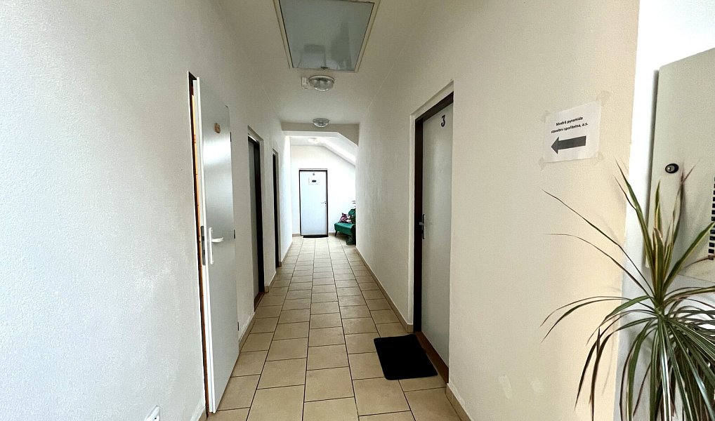 Pronájem kanceláře 22 m², Kyjov – náhled fotky 16