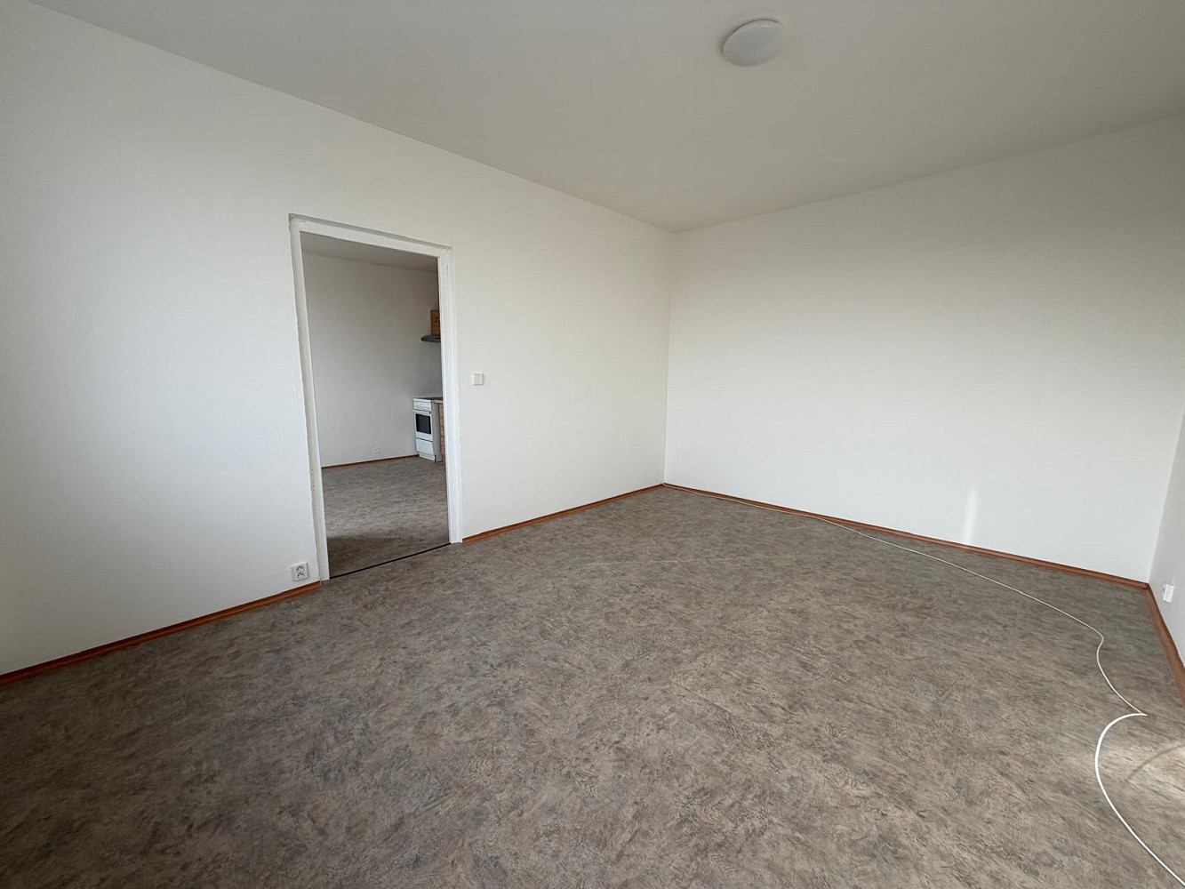 Pronájem bytu 1+1 35 m² – fotografie 4