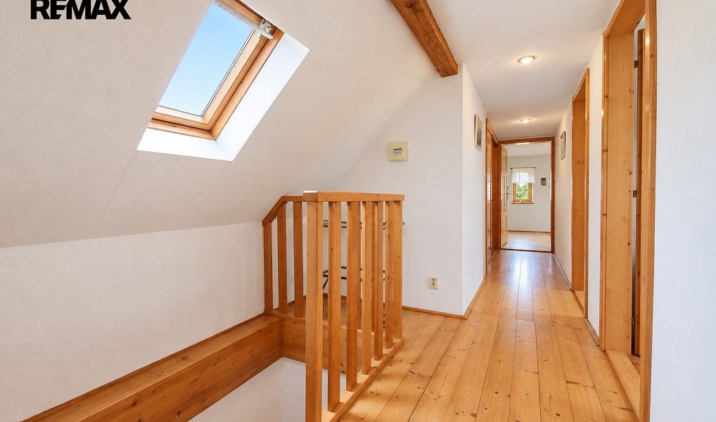 Prodej domu 168 m² s pozemkem 440 m², Zahrádky – náhled fotky 19
