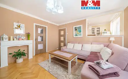 Pronájem bytu 2+1 61 m², Na Hradčanech, Cheb