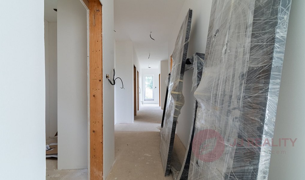 Prodej domu 209 m² s pozemkem 1 020 m², Plzeň – náhled fotky 27