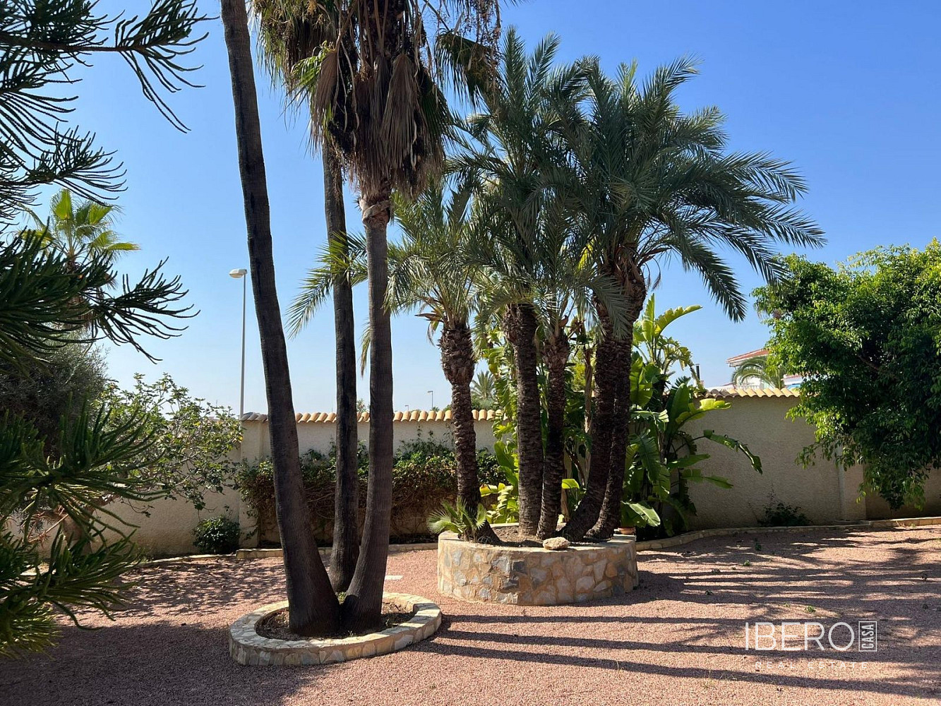 Prodej domu 236 m² s pozemkem 2 040 m² - Vista 3