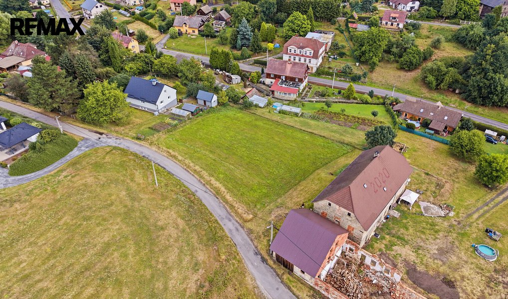 Prodej stavebního pozemku 1 477 m², Brniště – náhled fotky 7