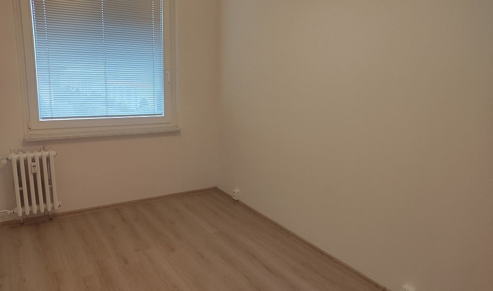 Pronájem bytu 2+kk 43 m², Praha – náhled fotky 12