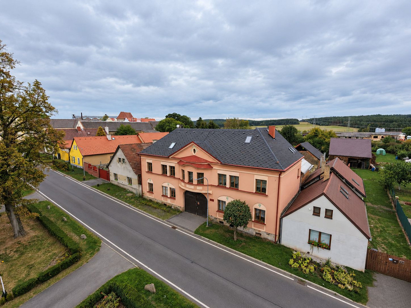 Prodej domu 360 m² s pozemkem 3 149 m² – fotografie 3