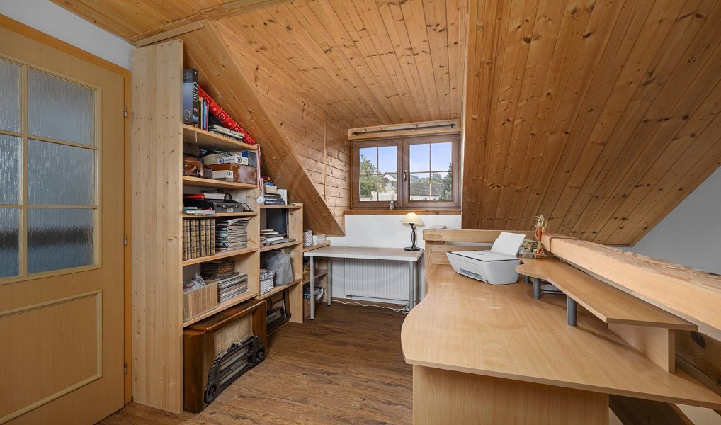 Prodej domu 125 m² s pozemkem 1 061 m², Hůry – náhled fotky 37