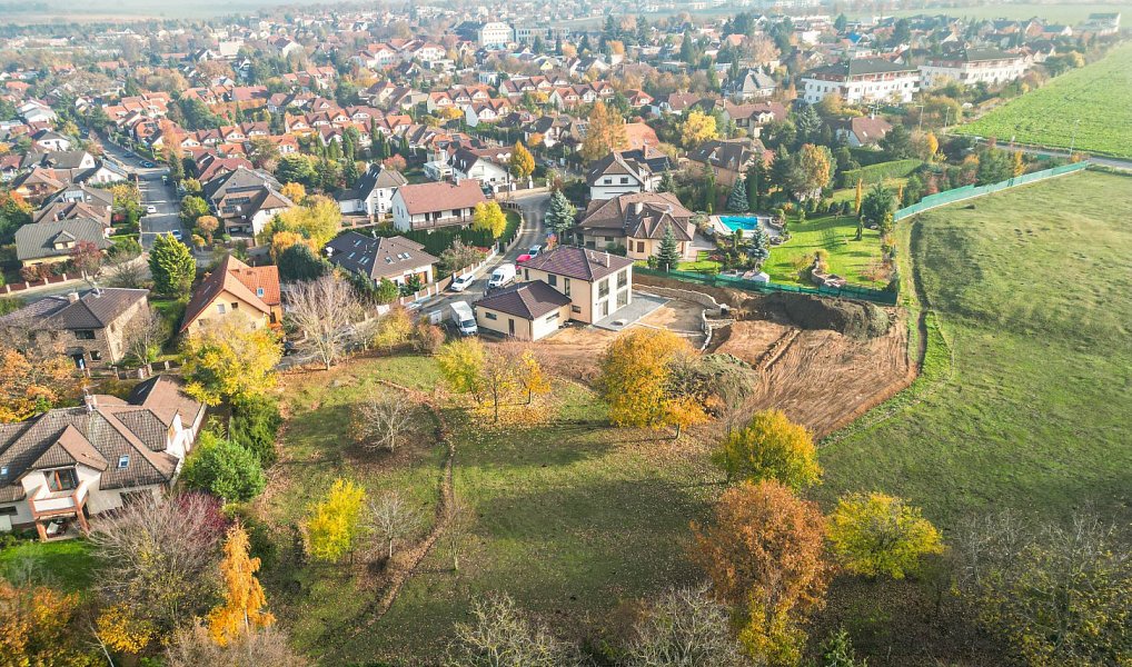 Prodej stavebního pozemku 2 541 m², Praha – náhled fotky 6