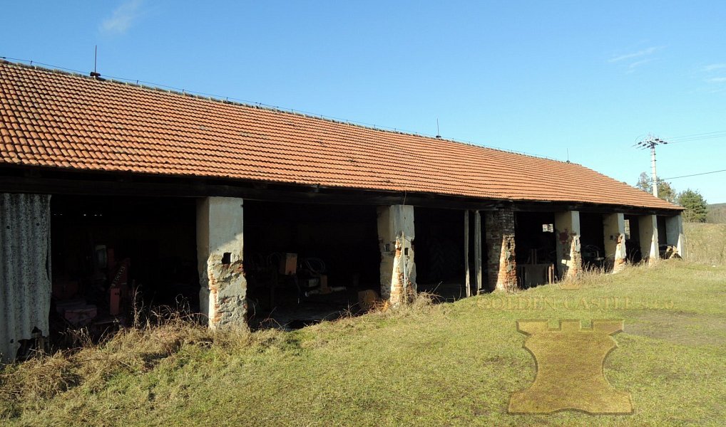 Prodej výrobních prostor 7 000 m², Dublovice – náhled fotky 10