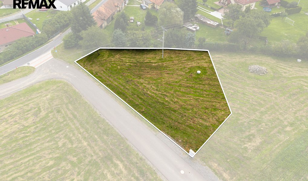 Prodej stavebního pozemku 1 183 m², Obory – náhled fotky 10