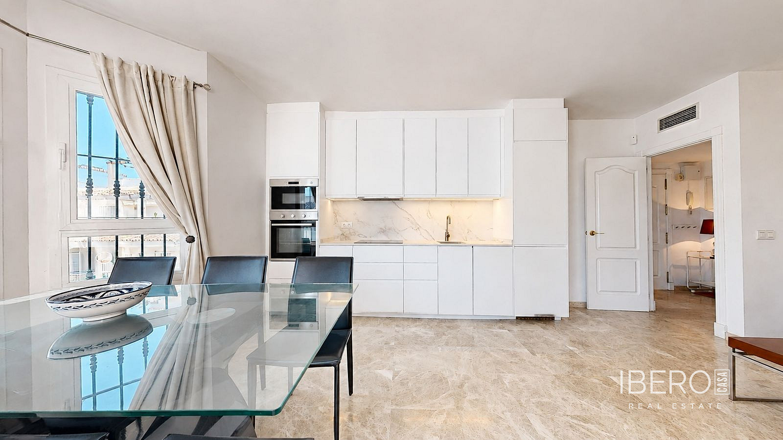 Piso 4+kk – Nueva Andalucía - Más